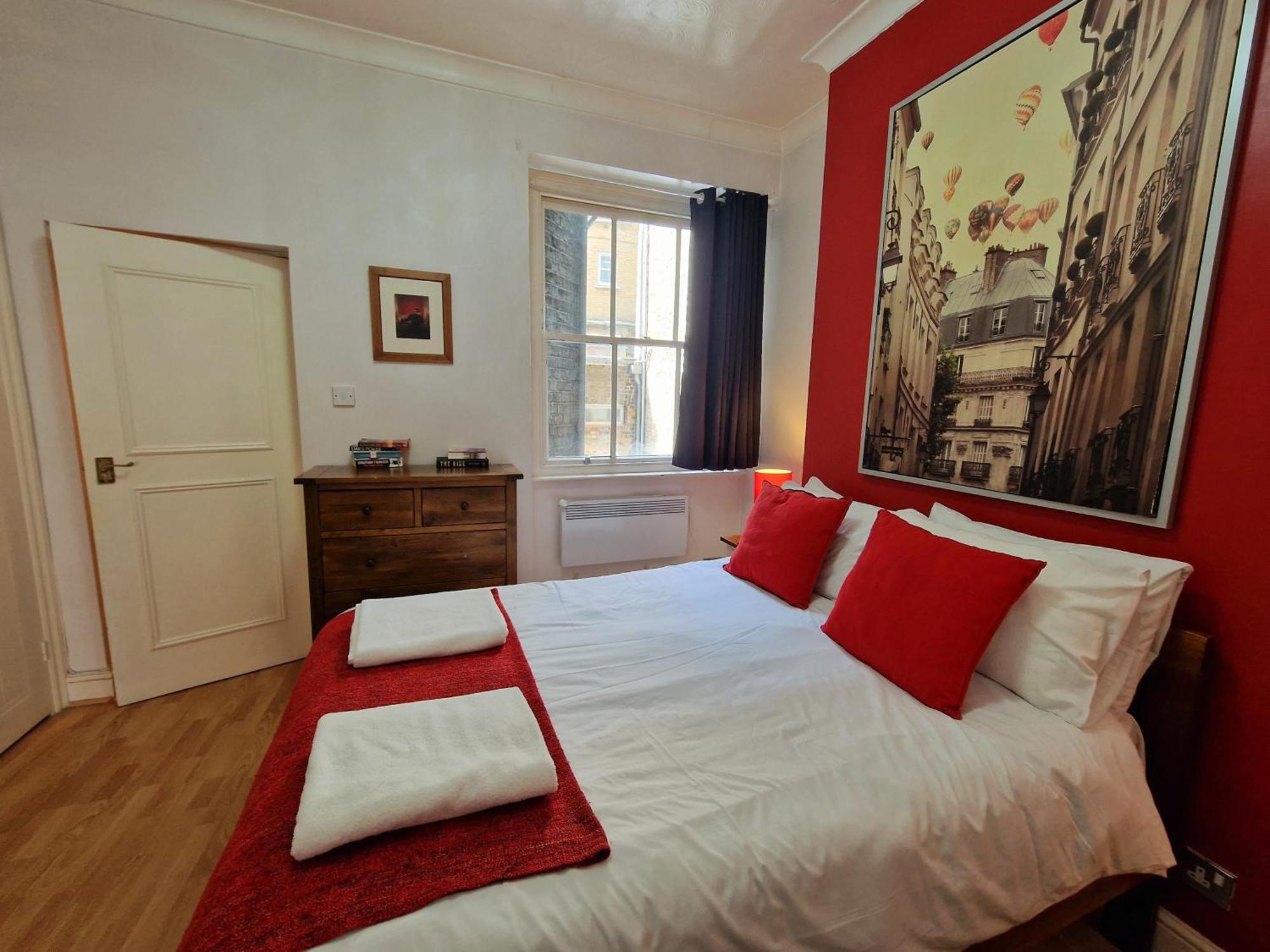Апартаменти Cozy Flat, 5 Minute Walk To Oxford Circus Лондон Екстер'єр фото