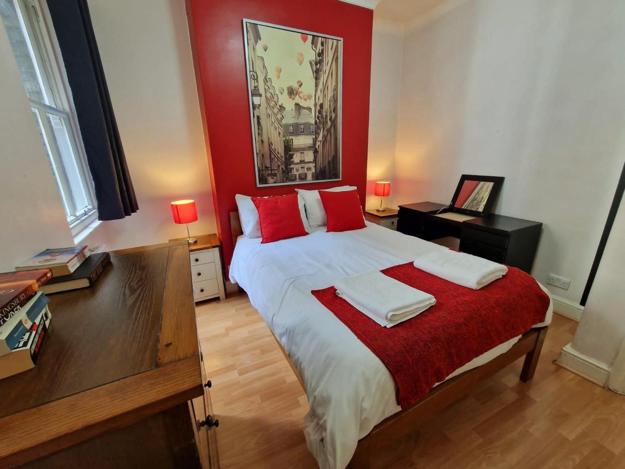 Апартаменти Cozy Flat, 5 Minute Walk To Oxford Circus Лондон Екстер'єр фото