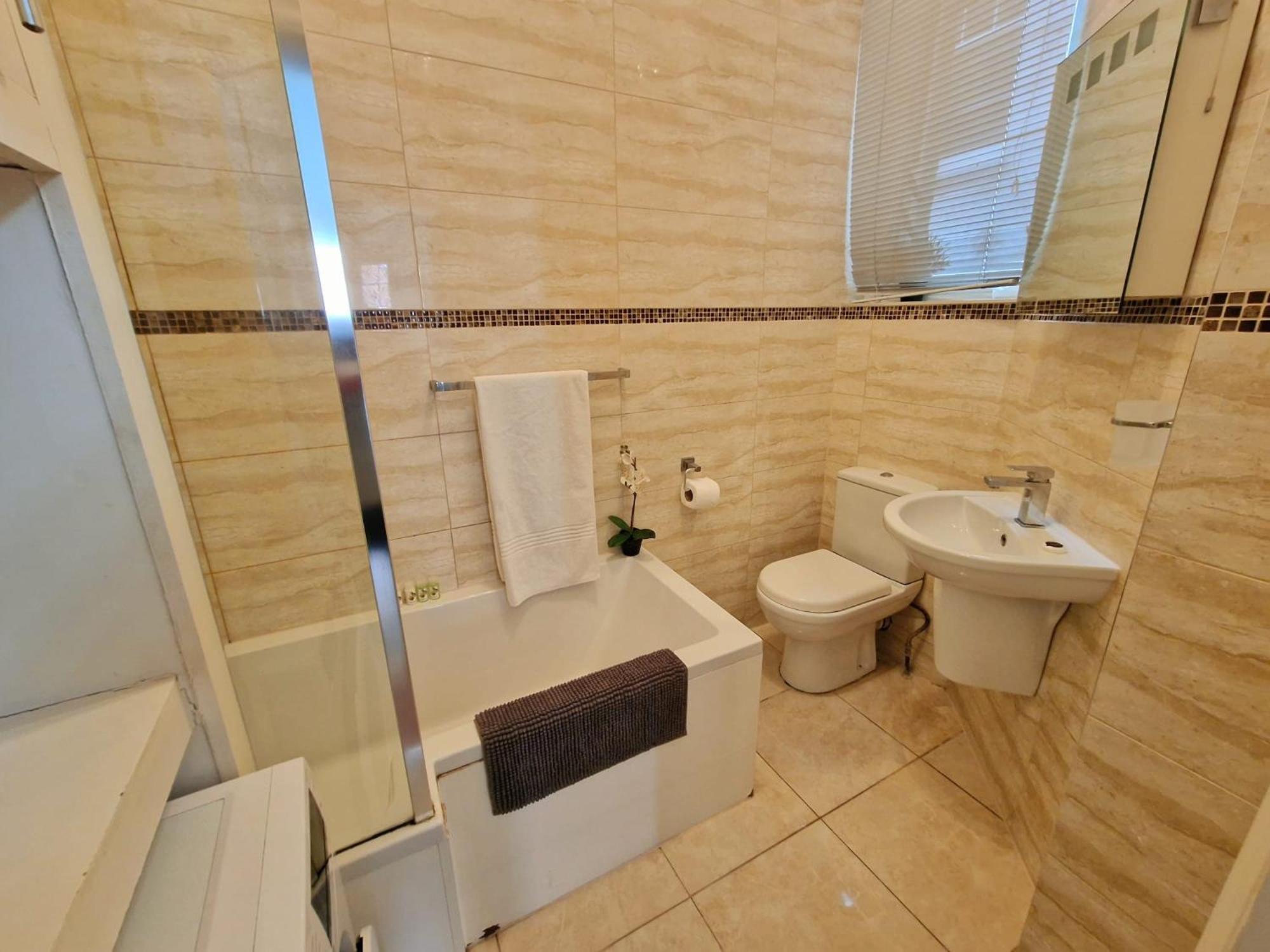 Апартаменти Cozy Flat, 5 Minute Walk To Oxford Circus Лондон Екстер'єр фото