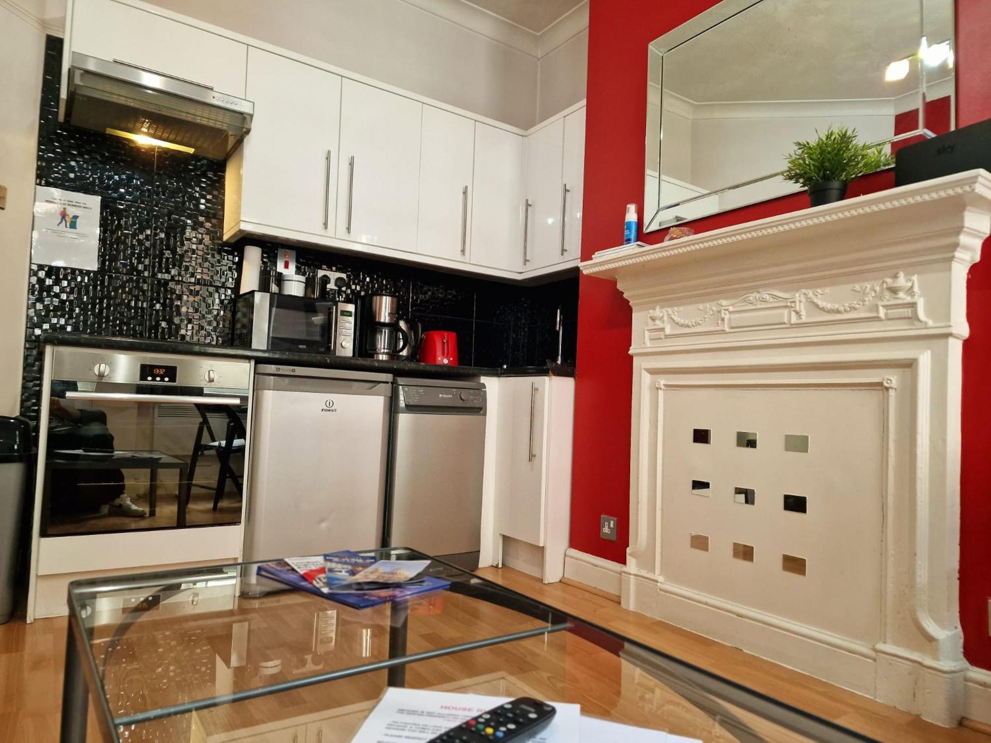 Апартаменти Cozy Flat, 5 Minute Walk To Oxford Circus Лондон Екстер'єр фото